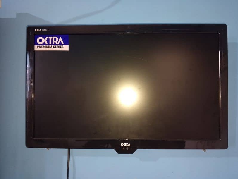 LED oktra premium series full HD 0