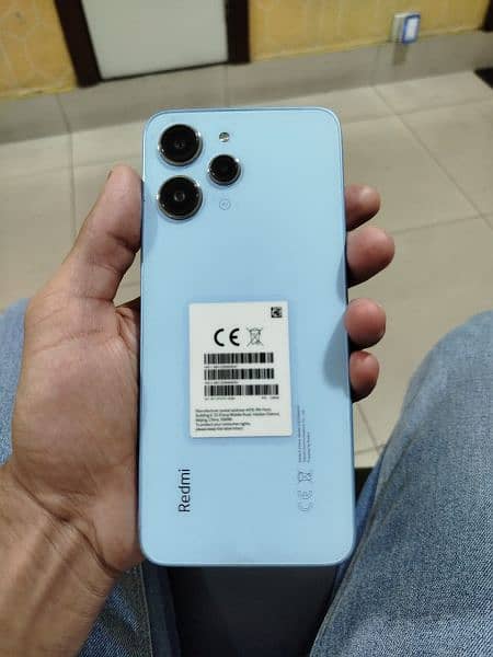 Redmi 12 8/256 0