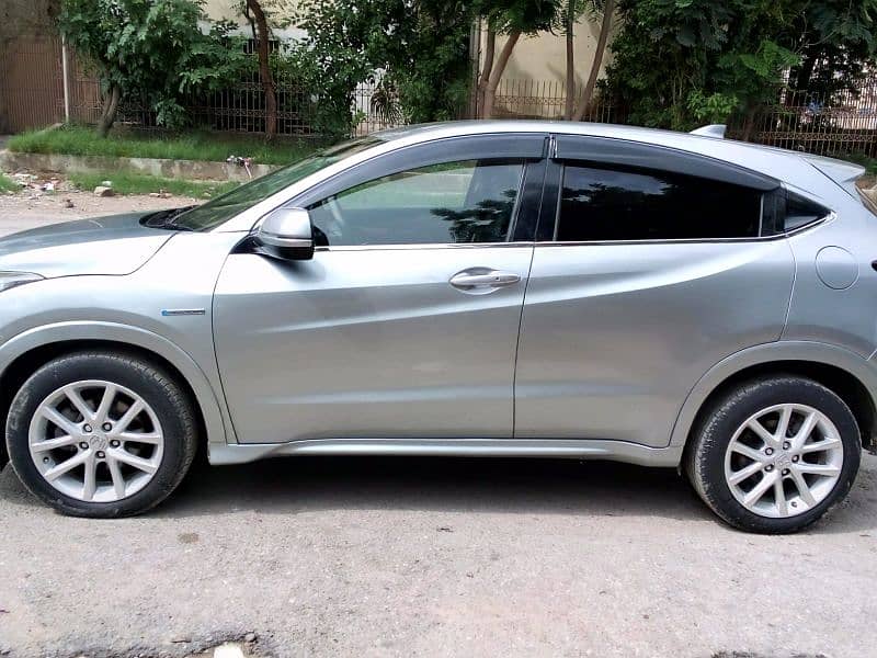 Honda Vezel 13