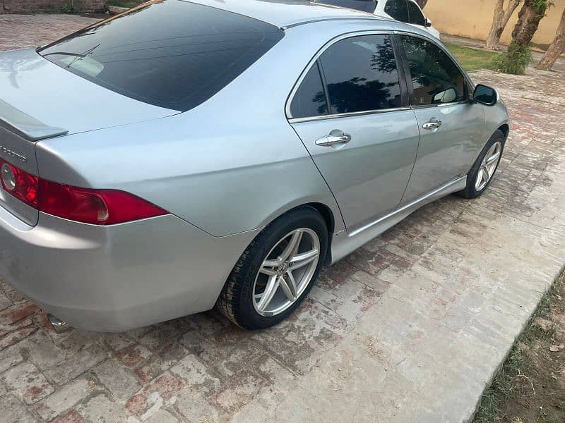 Honda Accord 2005 8