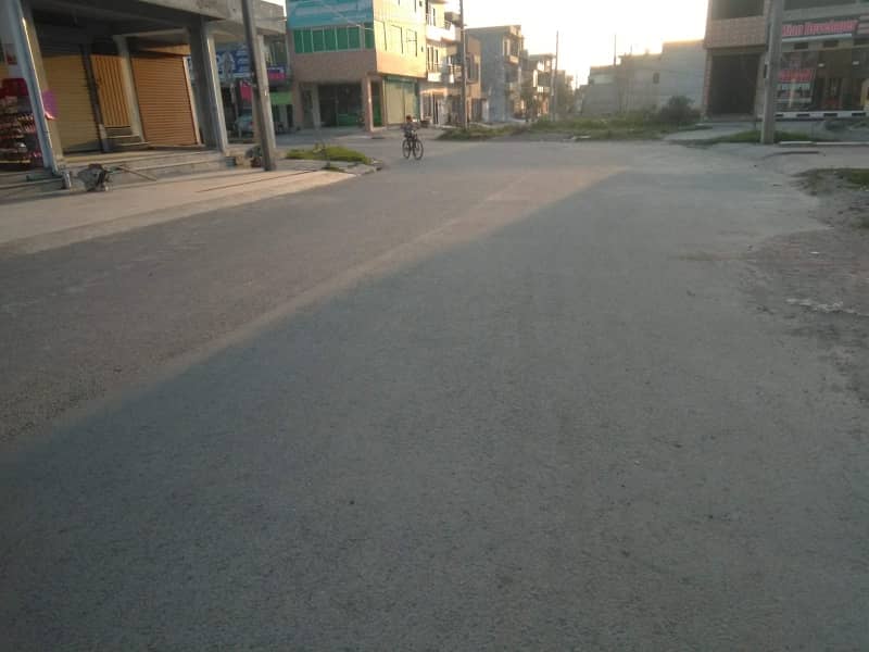 2 Marla Commercial Corner Plot For Sale. Demand 42 Lack. Location Main Ferozepur Road Kahna Stop Lahore. 4