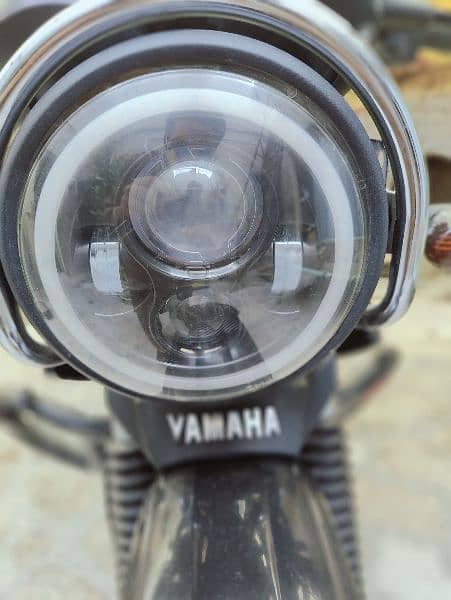 Yamaha ybr 125g very good condition Peshawar registered 8