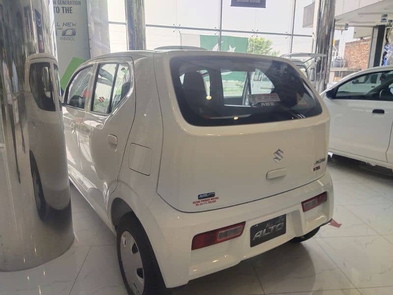 Suzuki Alto VXL AGS 2024 3