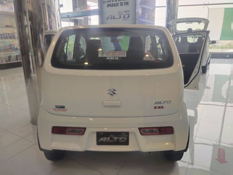 Suzuki Alto VXL AGS 2024 4