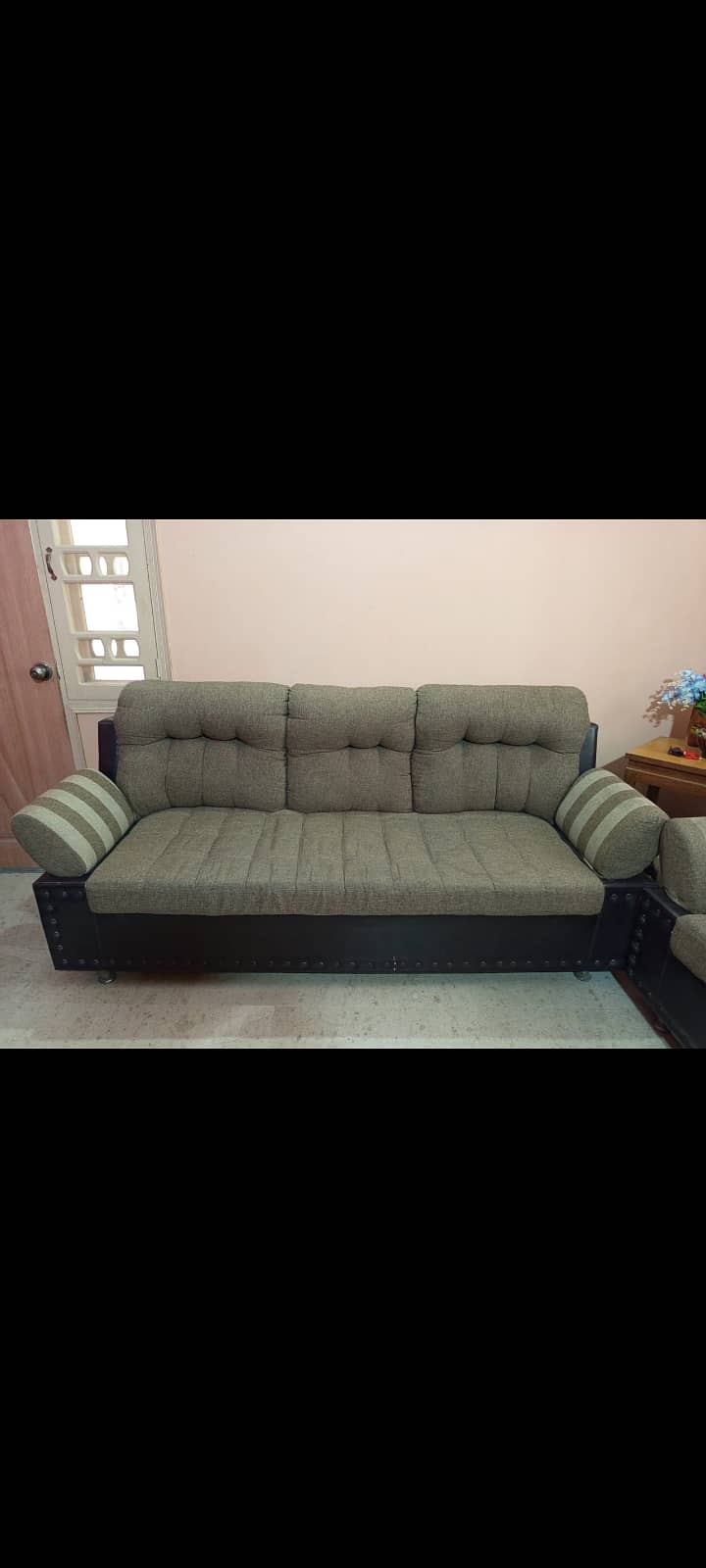 Sofa set 7 seater good condition 1