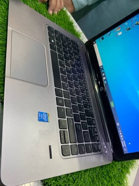 Hp elitebook i7 4th gen Folio 1040 Super slim 8.128 Ssd 2