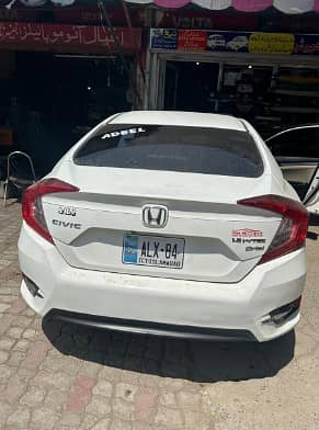 Honda Civic Oriel 1.8 i-VTEC CVT 2018 4