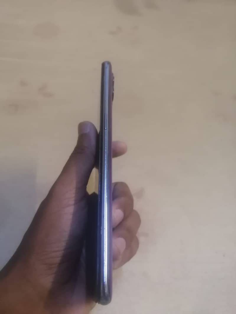 Oppo F17 pro with box 7