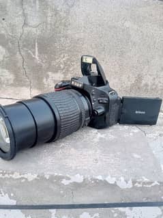 nikon d5100 flip screen auto vifeo+phto mic. optin price kum nhi honi 0