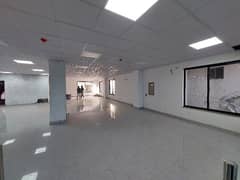 1 Kanal Brand New Ground Floor Commercial Complete Office For Rent Main Boulevard Emporium Mall 0