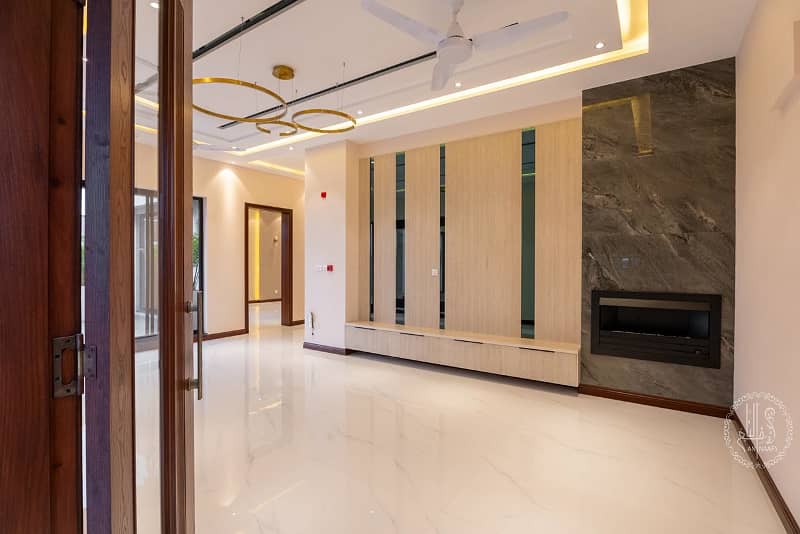 LUXURIOUS OF 1 KANAL HOUSE FOR SALE IN DHA PHASE 6 21