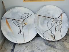 2 Dish Antennas with Satellite Reciever