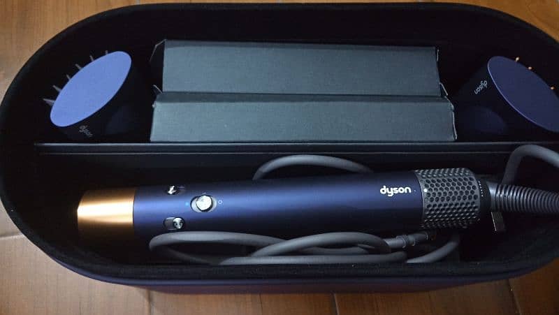 Dyson Airwrap hs05 0