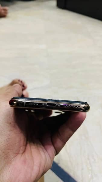 IPHONE XS PTA Approved 64 GB 7