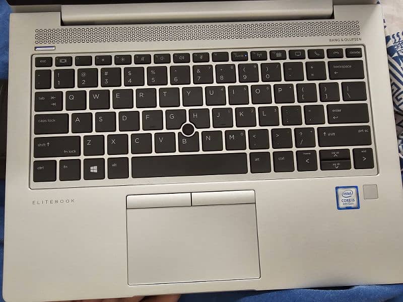 HP Elitebook 830 G6 1