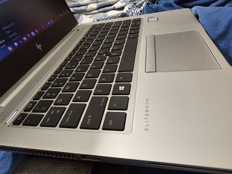 HP Elitebook 830 G6 2