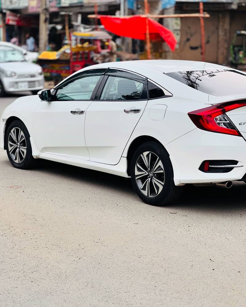 Honda Civic VTi Oriel Prosmatec 2020 old 1