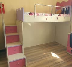 Bedset for kids room with table, cupboard and book shelf