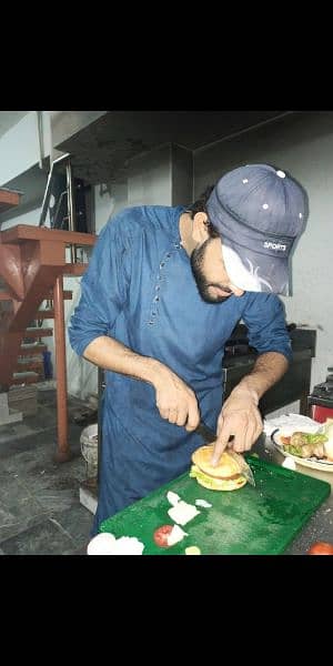 i need cooking job I am the all rounder chef 8