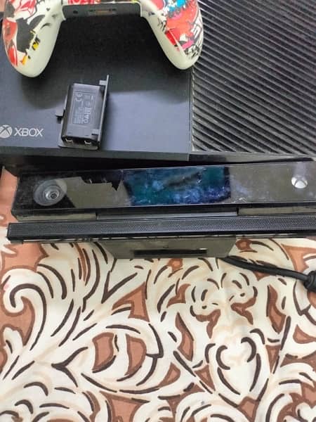 Xbox One With Kinect For Sale 2