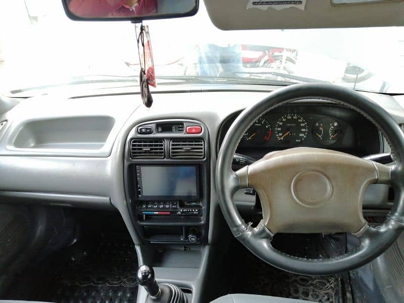 Suzuki Baleno 2002 10