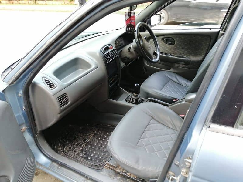 Suzuki Baleno 2002 13