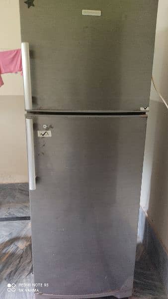 Electrolux Refrigerator 16cft 1