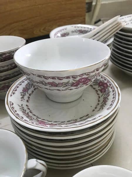 Dinner set 4