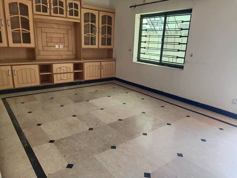 Upper Portion Available For Rent In Satellite Town 6