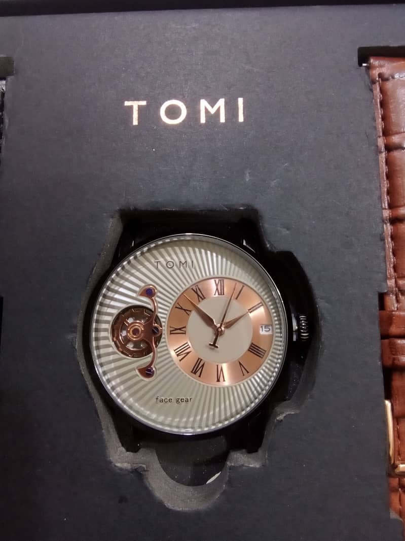 TOMI T-104 Face Gear Dual Strap Watch 4