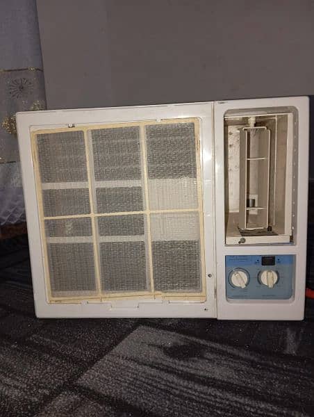 0.75 ton window ac in geniune condition 1