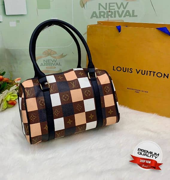 Bags / Hand bags / Shoulder bags / Ladies bags for sale  LOUIS VUITTON 5