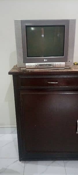 LG new condition tv 0