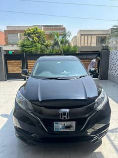 Honda Vezel 2016/2022 Model Excellent Condition