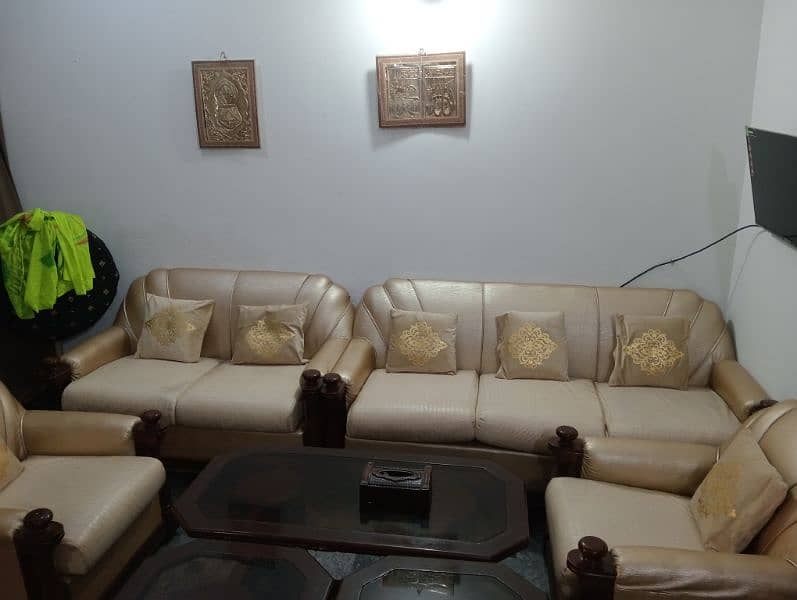 sofa set and table set in 70000 1