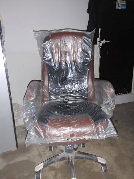 its gaming chair almost new 1