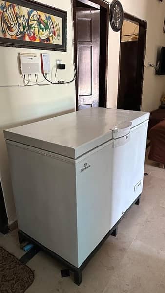 Dawlance 400 Inverter Single Door Freezer [Leekage] 1