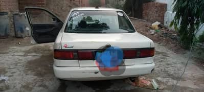 Nissan Sunny 1993