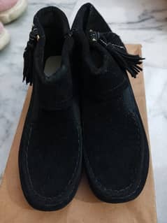 moleca black boot  8 size