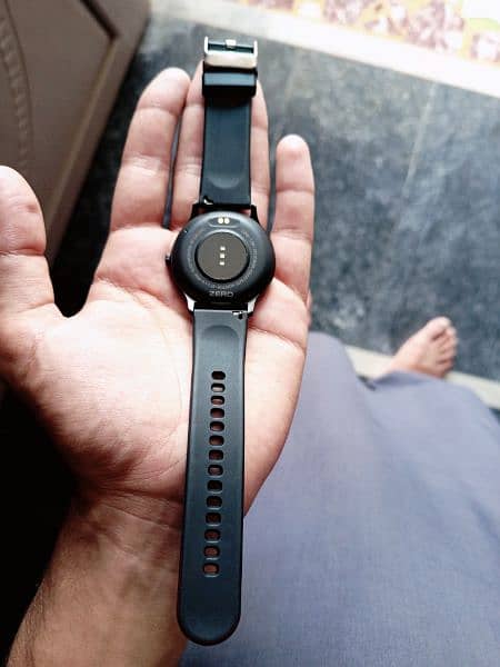 Luna smart watch by zero lifestyle 5