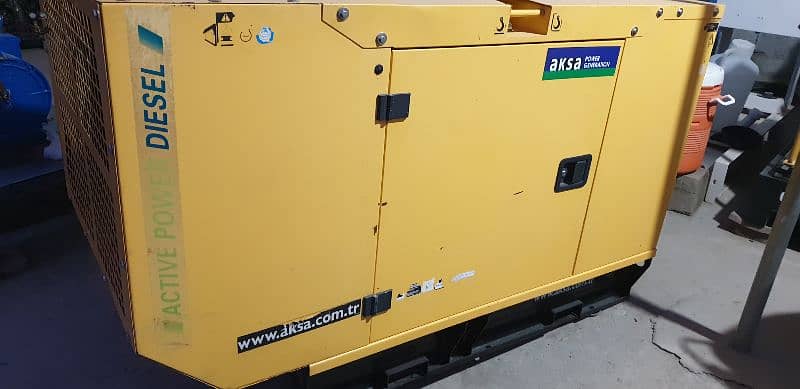 Generator 20kva Perkins UK 2013 1