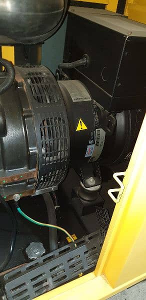 Generator 20kva Perkins UK 2013 5