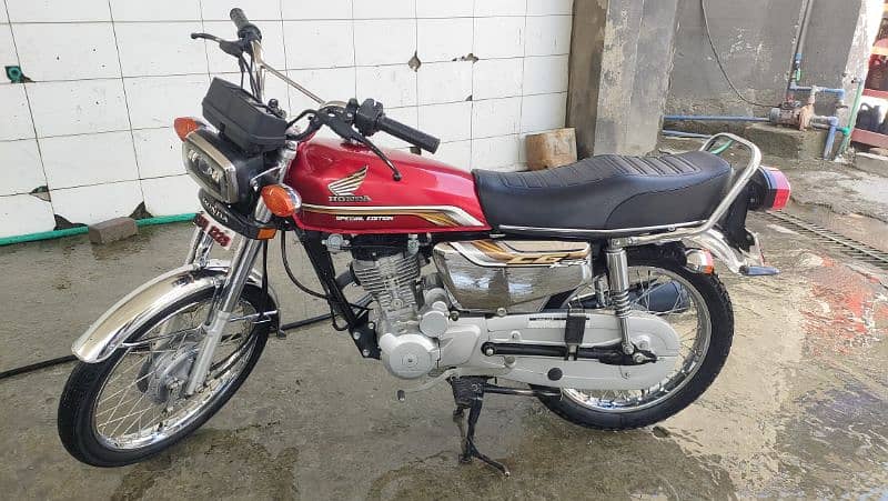 Honda 125 special edition 12