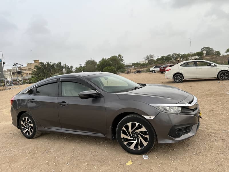 Honda Civic Oriel 2017 4