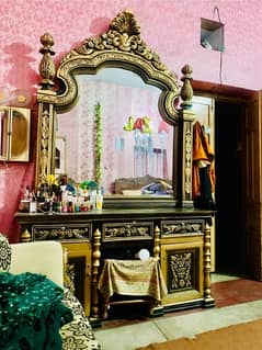 dressing table