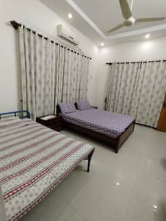 Girls hostel for rent in muree road near 2 double road