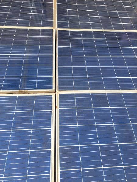 320 WATT SOLAR PANELS IN GOOD CONDITION 9