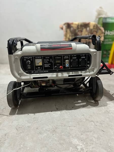 JD generator for urgent sale in new condition. 1