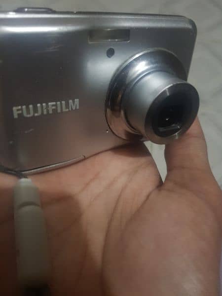 Fujifilms find pixs Av 130 5