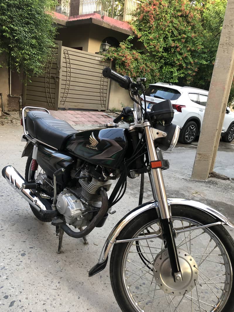 Honda CG 125 Model 2023 1